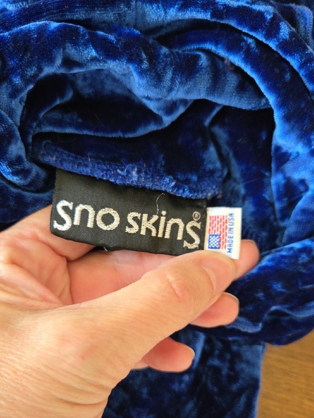 SNO SKINS Crushed Velvet Turtleneck Top - Cobalt Blue Size M - Picture 7 of 9